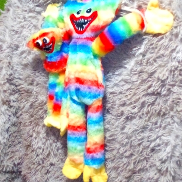 😀💕SOLD Out Cute Cuddly Rainbow Huggy Wuggy And Backpack Set Bundle - Picture 3 of 16